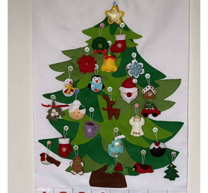 Christmas Tree Advent Calendar with 24 Ornament