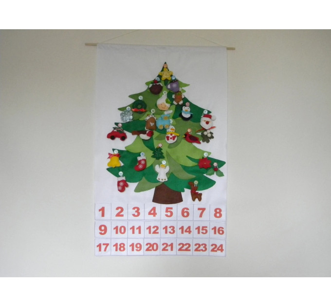 Christmas Tree Advent Calendar with 24 Ornament